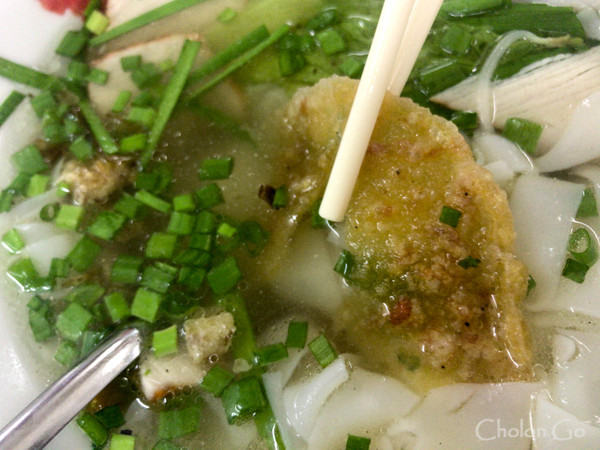 サクサクしたかき揚げが美味い麺家「Hu Tieu Mi Chu Thon」 サクサクしたかき揚げが美味い麺家「Hu Tieu Mi Chu Thon」