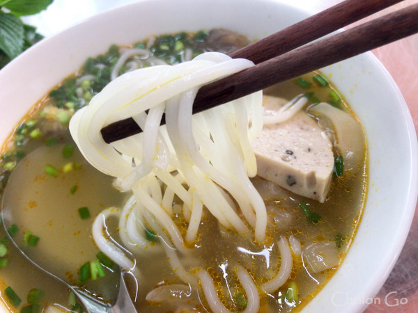 柔らかいお肉とすり身が絶品 Bun Bo Hue のお店「Nguyen Phat」 柔らかいお肉とすり身が絶品 Bun Bo Hue のお店「Nguyen Phat」