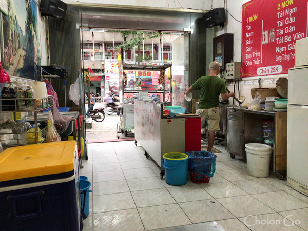Tran Hung Dao 通りにある柔らか麺が美味しい「Pho Bo Ha Noi Co」 Tran Hung Dao 通りにある柔らか麺が美味しい「Pho Bo Ha Noi Co」