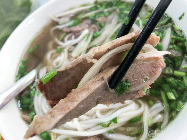 ネギたっぷりで柔らかいお肉が絶品フォー「Pho Hau」 ネギたっぷりで柔らかいお肉が絶品フォー「Pho Hau」