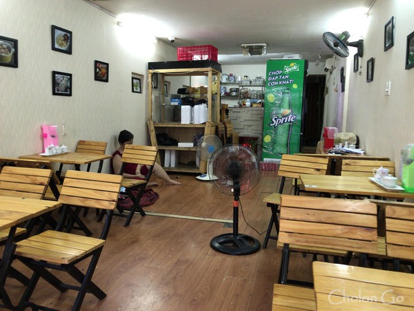 カエルのお粥やステーキもあるシンガポール料理屋「Chao Ech Singapore」 カエルのお粥やステーキもあるシンガポール料理屋「Chao Ech Singapore」