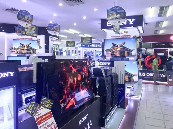 【家電量販店】イエローカラーがポイントの家電のマーケット「Cho Lon」 【家電量販店】イエローカラーがポイントの家電のマーケット「Cho Lon」