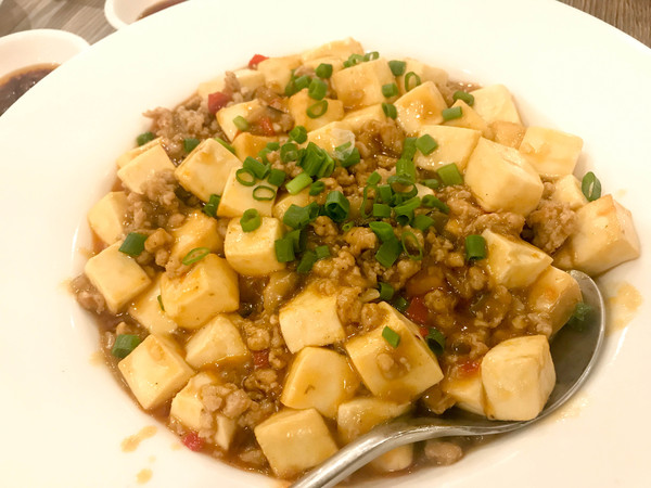 豪華人気中華料理店「Dim Tu Tac(點都得)」で贅沢に本場の味を堪能 豪華人気中華料理店「Dim Tu Tac(點都得)」で贅沢に本場の味を堪能