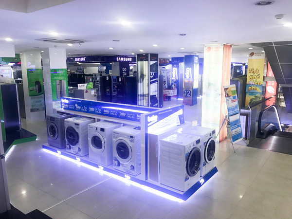 【家電量販店】スポーツジムが併設された「Gia Thanh Electronics Center」 【家電量販店】スポーツジムが併設された「Gia Thanh Electronics Center」
