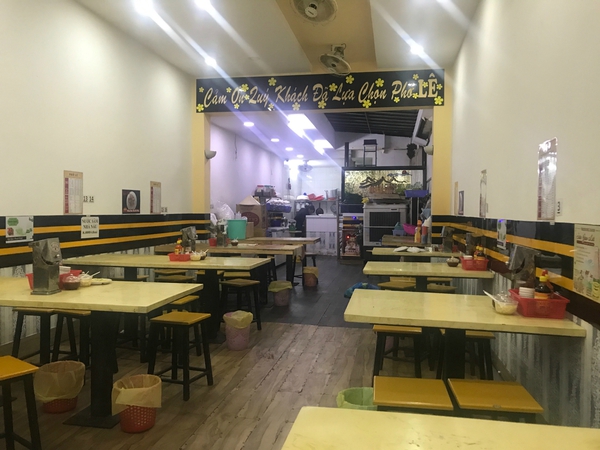 漢字表記のメニューに大中小とサイズが選べるのが魅力のフォーのお店「Pho Le」 漢字表記のメニューに大中小とサイズが選べるのが魅力のフォーのお店「Pho Le」