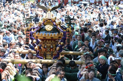 Lễ hội Sanno - giữa tháng 6
