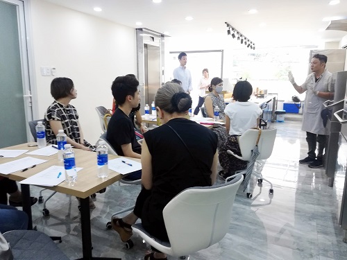 【先週の「糀(こうじ)の力!美と健康のために。セミナーと料理教室」は大盛況!でした】 【先週の「糀(こうじ)の力!美と健康のために。セミナーと料理教室」は大盛況!でした】