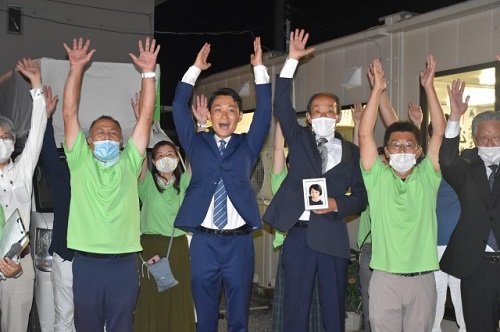 【奈良県磯城郡川西町、町長選挙。小沢あきひろ氏(39)初当選!】 【奈良県磯城郡川西町、町長選挙。小沢あきひろ氏(39)初当選!】