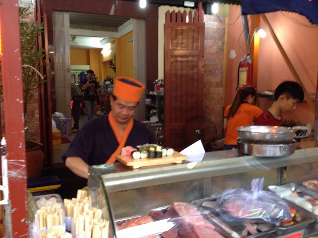 ホーチミンのローカルのお寿司屋さんで大人気店舗『すしコ(Sushi Ko)』に行ってきました!【ベトナム・ホーチミン情報】 ホーチミンのローカルのお寿司屋さんで大人気店舗『すしコ(Sushi Ko)』に行ってきました!【ベトナム・ホーチミン情報】