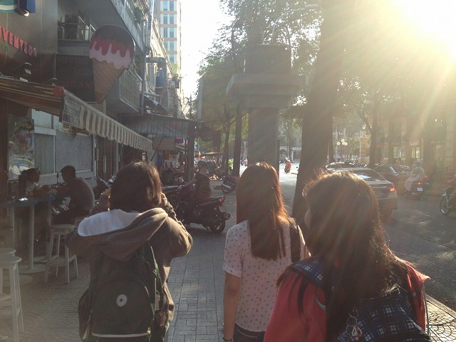 Hochiminh City University of Social Sciences & Humanities ホーチミン市社会科学人文大学の学生のみなさんに観光案内していただきました! Hochiminh City University of Social Sciences & Humanities ホーチミン市社会科学人文大学の学生のみなさんに観光案内していただきました!