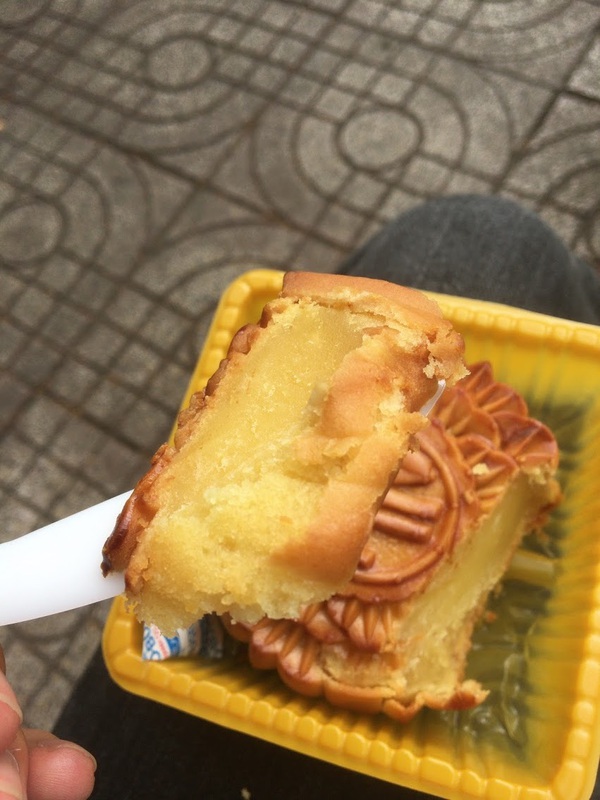 中華風シンボル龍のある公園「Cong Vien Thang Long（九龍公園）」