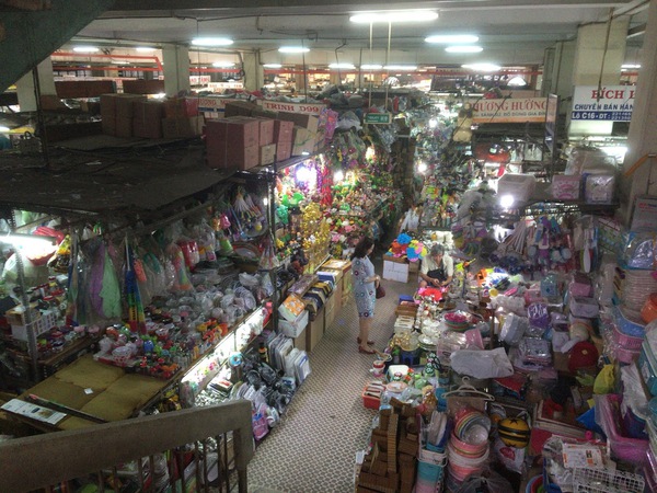 チョロン地区最大の露天市場「An Dong Market（アンドン市場）」