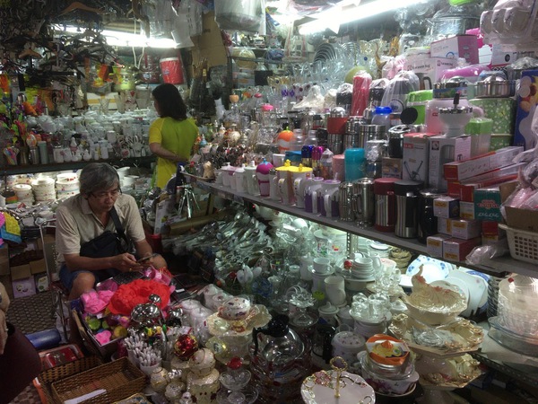 チョロン地区最大の露天市場「An Dong Market（アンドン市場）」