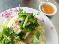 中華料理を多数揃えるコムガー店「Com Ga Hai Nam（海南鶏飯館）」 2017/11/07 17:00:00