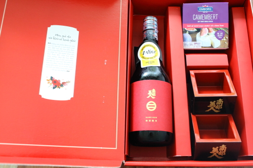 【ベトナムの人に大人気！日本酒。「テトギフト」に「お世話になったあの方に」】