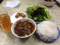 【ベトナム・ハノイ情報】ハノイで絶大なる人気麺料理『Bun Cha（ブンチャ）』を食べよう！