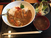 Cơm cà ri Nhật tại nhà hàng Nhân Sushi-Bito